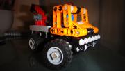 Lego/Technic/9390 Mini Tow Truck/DSC06493